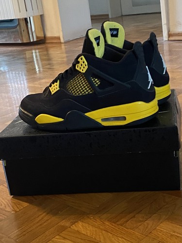 Nike air jordan yellow - nike,