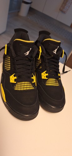 Air jordan thunder yellow - ,