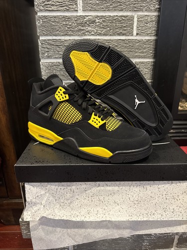 Air jordan retro yellow - 4,